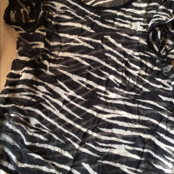 DKNY top 100% silk - Picture 5 of 7